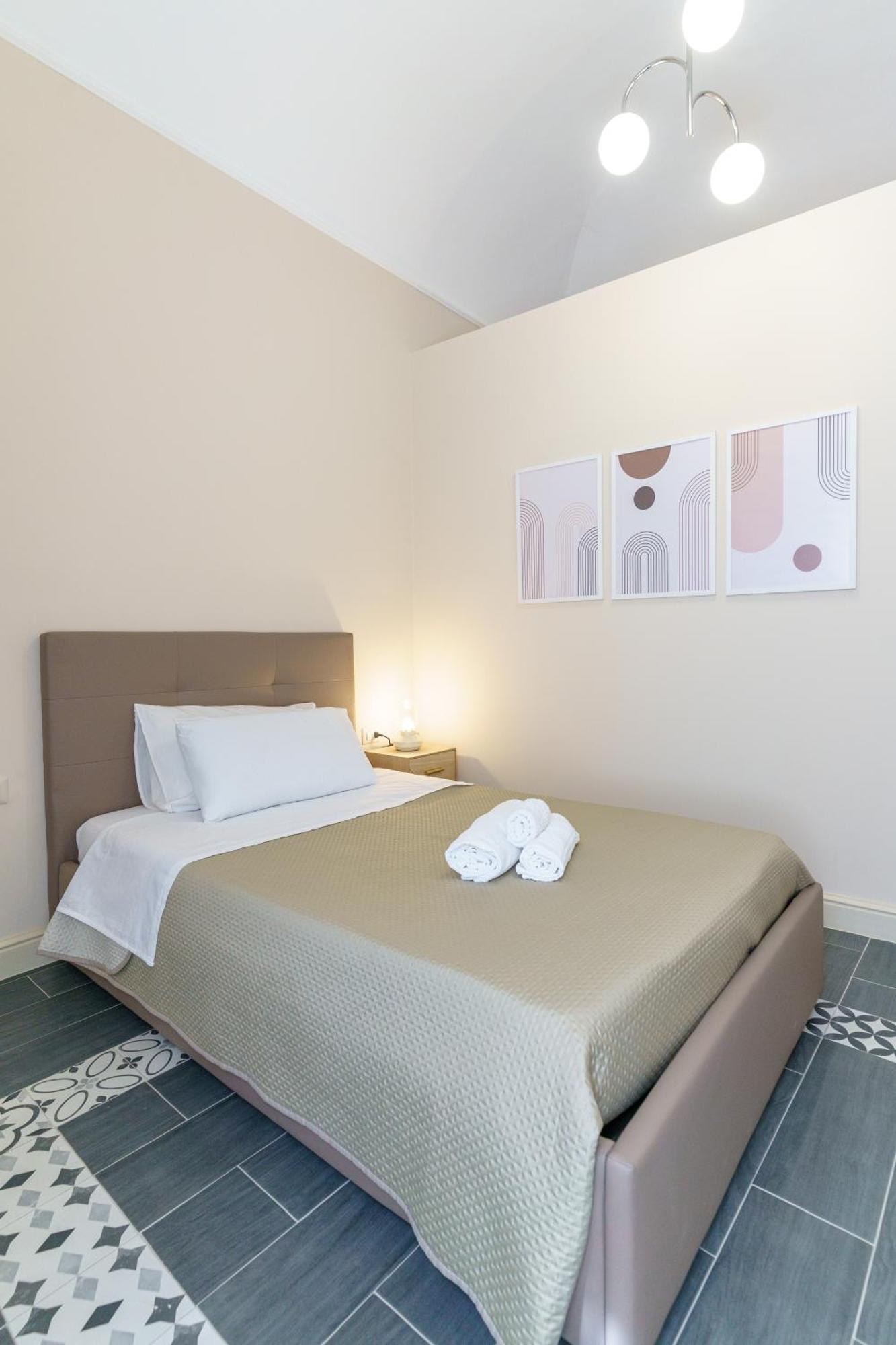La Finestra Sul Duomo Bed & Breakfast Catania Exterior photo